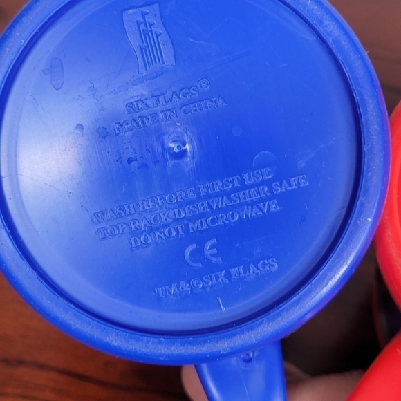 Vintage 1998 Six Flags Bugs Bunny and TAZ Tasmanian Devil Plastic Mugs‎ Retro - Picture 13 of 17